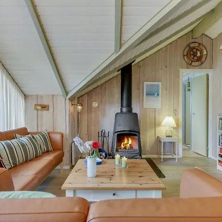 Hjalmine - 250m From The Sea In Funen By Interhome Assens